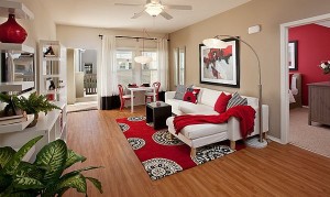 Bedroom-decorating-with-red-rugs-and-red-pillows